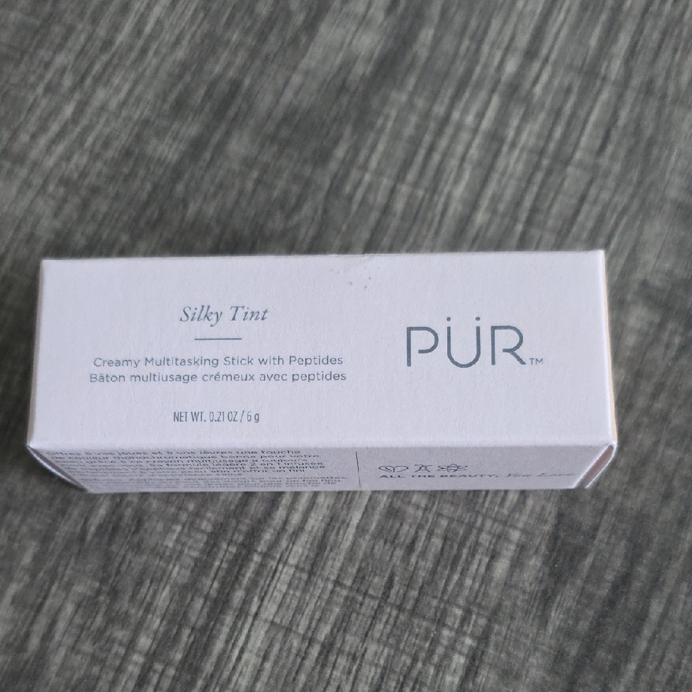 PÜR Silky Tint Creamy Multitasking Stick